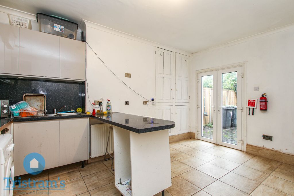 Property photo 3 of 8 Img_6474