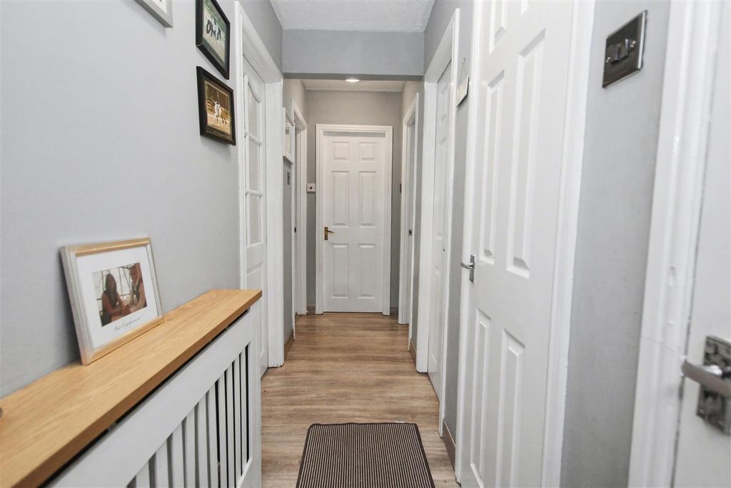 Property photo 2 of 11 2.Jpg