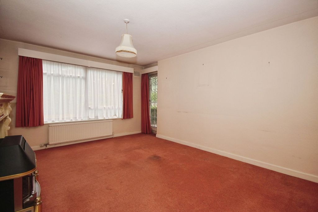 Property photo 2 of 13 Pbox-Img.Jpg
