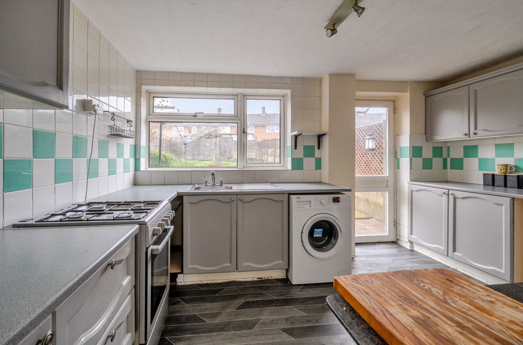 Property photo 3 of 16 1407438-5-6981Ea9...