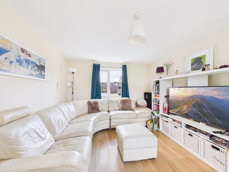 Property photo 3 of 13 Living Room