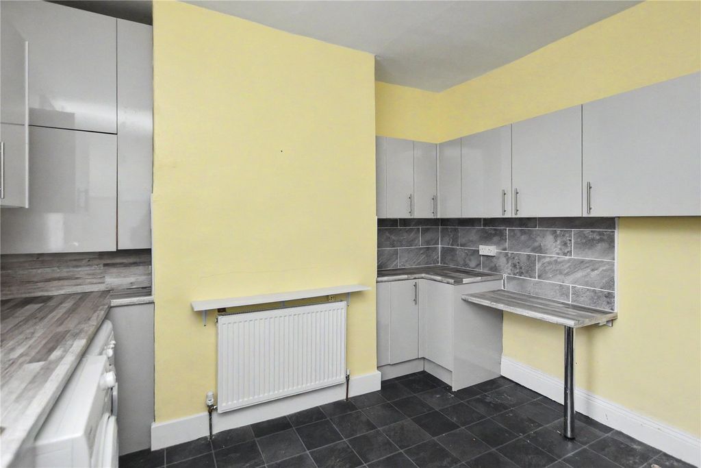 Property photo 3 of 12 Picture No. 04