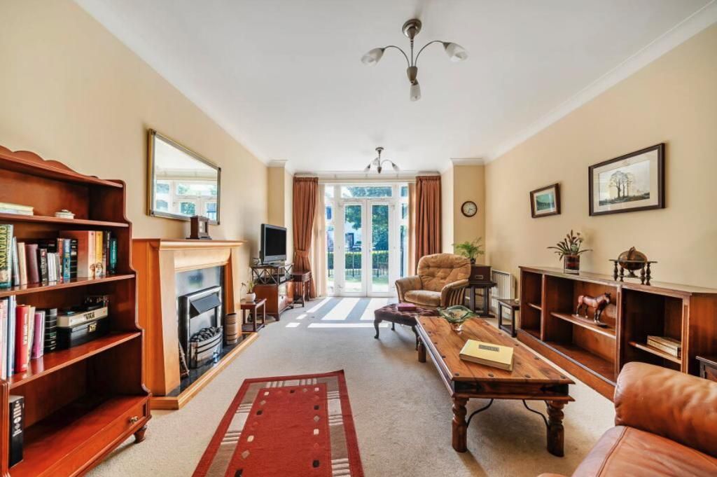 Property photo 2 of 8 Photo 2