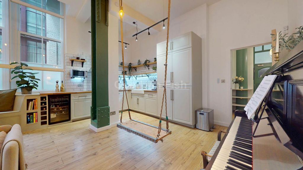 Property photo 3 of 26