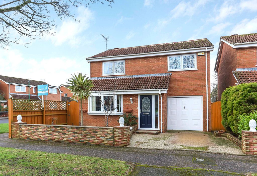 Property photo 1 of 24