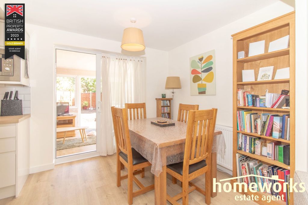 Property photo 3 of 17