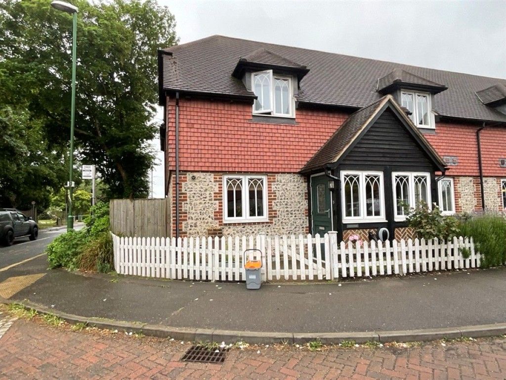 Property photo 1 of 7 Front