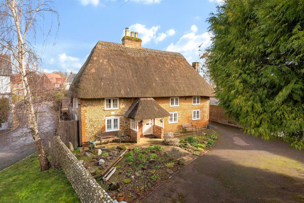 Property photo 1 of 14