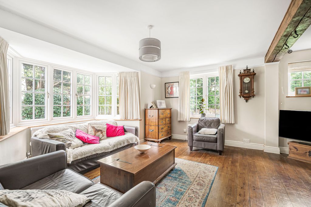 Property photo 3 of 23 Reception/Sitting Room