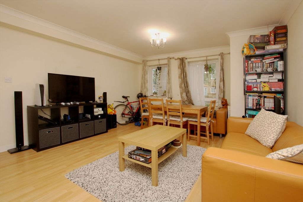 Property photo 2 of 5