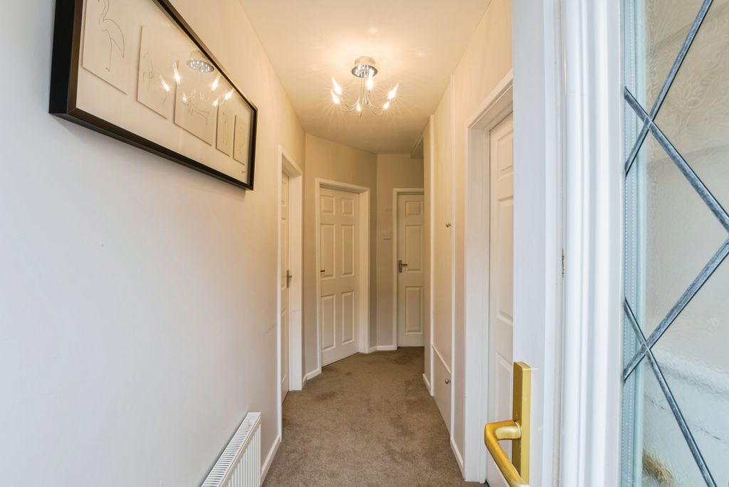 Property photo 2 of 18 Pbox-Img.Jpg