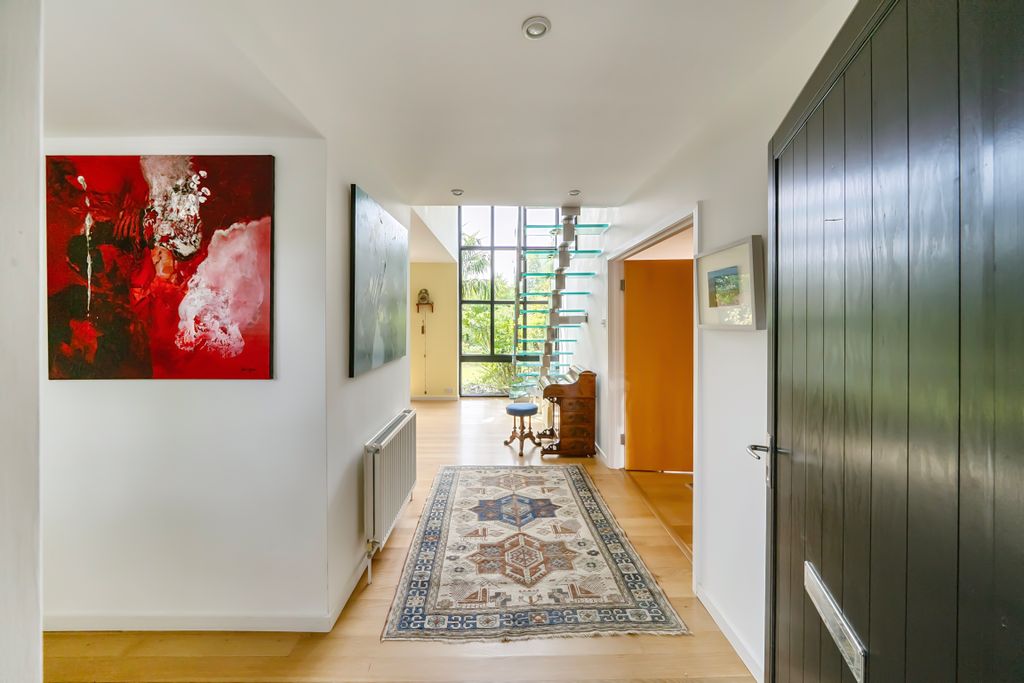 Additional image 5 of 5 bed detached house for saleRoad Running Through, Oxford OX33