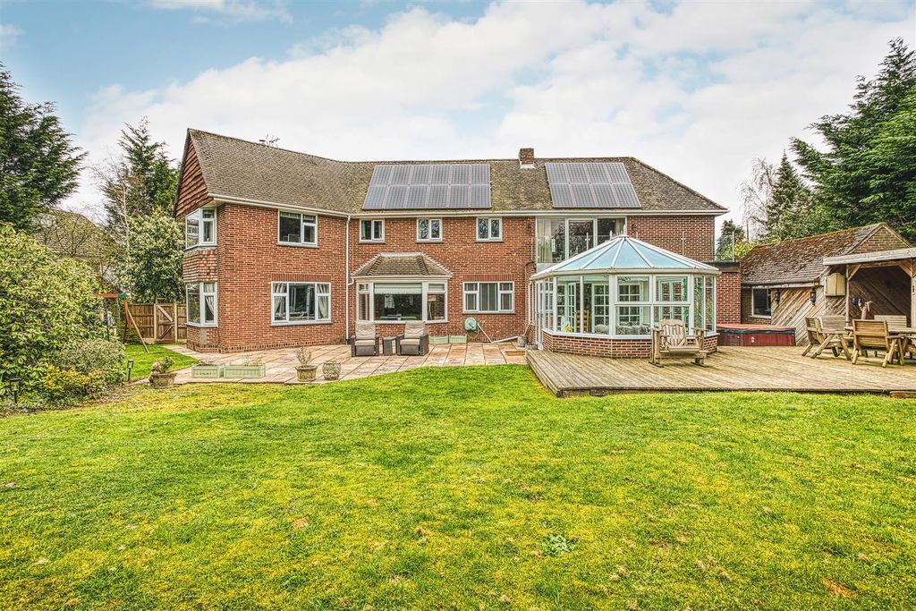 Property photo 2 of 39 E92A9891_Hdr.Jpg