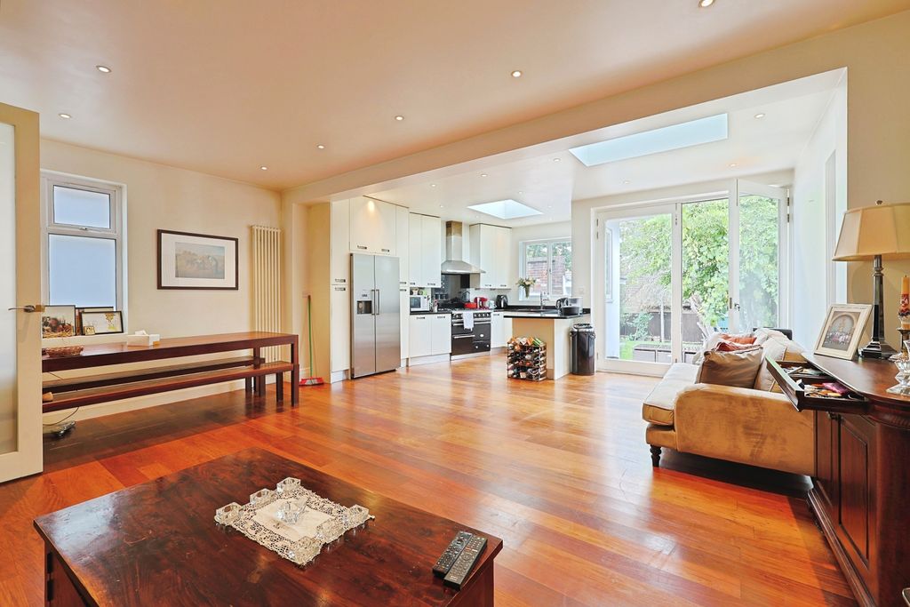 Property photo 3 of 19 Open Plan Living