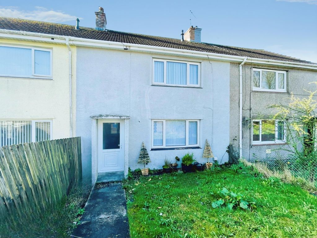 Property photo 1 of 7 External