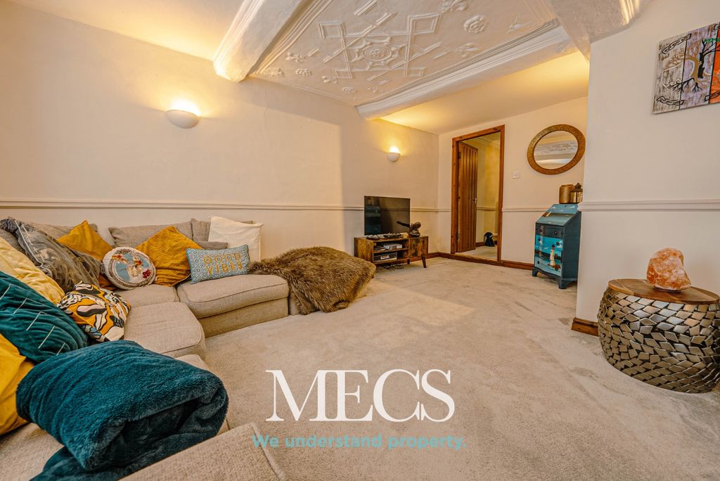 Property photo 1 of 11 3665410