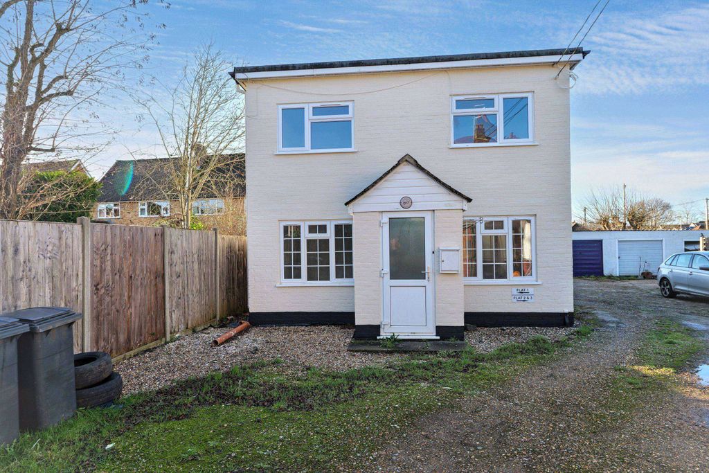 Property photo 1 of 19 69 Headley Road, Liphook, Hampshire, Gu30 7Pr