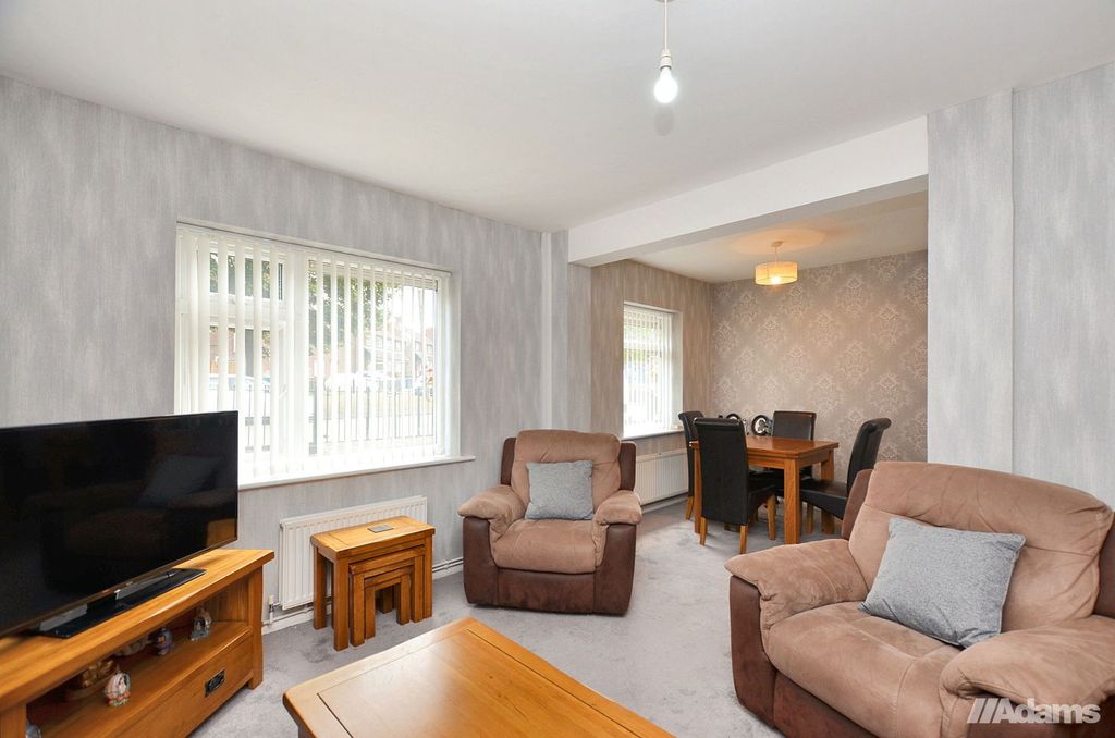 Property photo 3 of 25