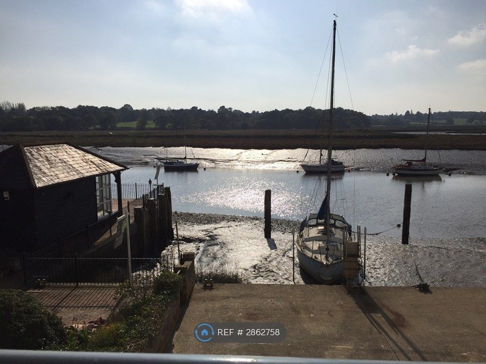 Property photo 3 of 21