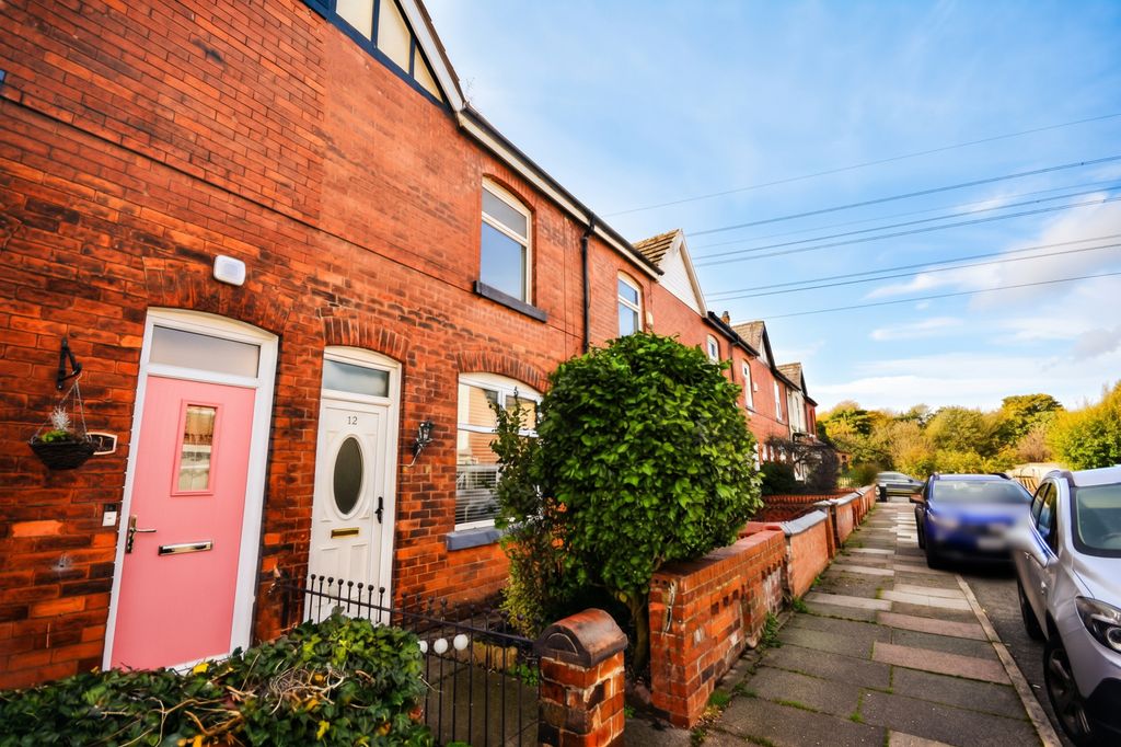Property photo 1 of 14 Scott Street, Radcliffe, M26