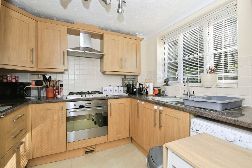 Property photo 3 of 18