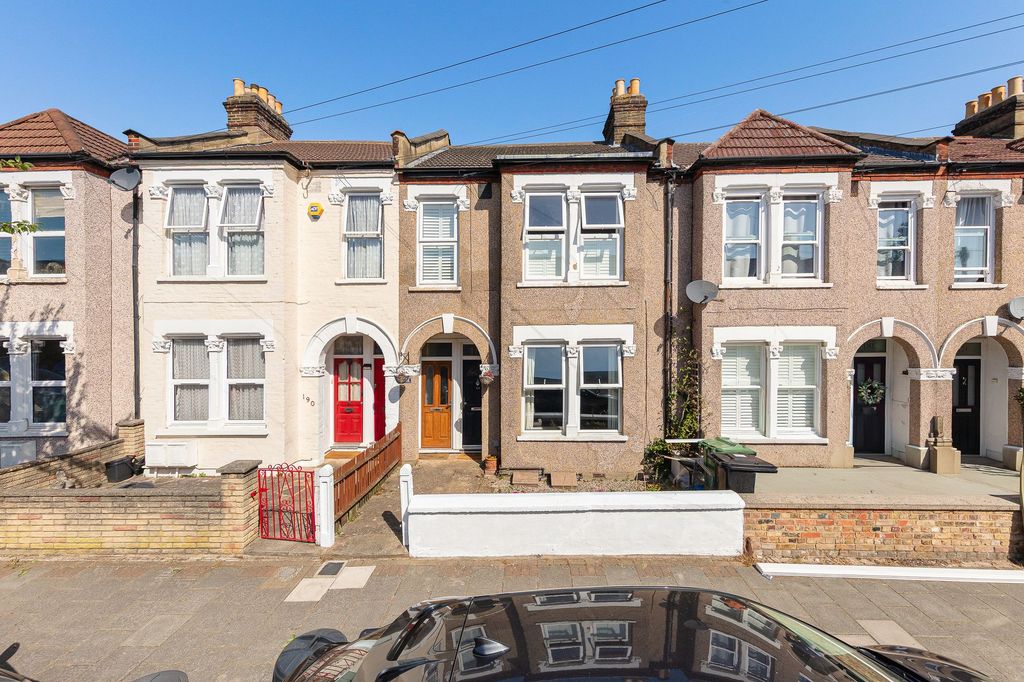 Property photo 1 of 16