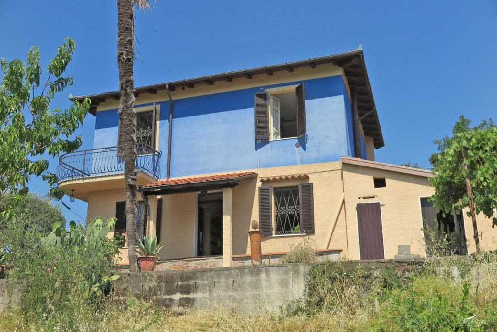 Property photo 1 of 61