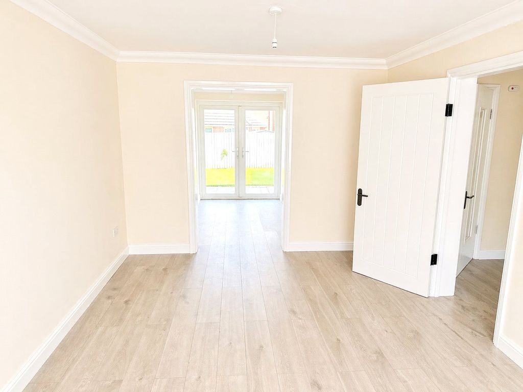 Property photo 3 of 16 Picture No. 03