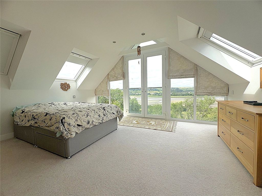Property photo 3 of 17 Picture No. 59