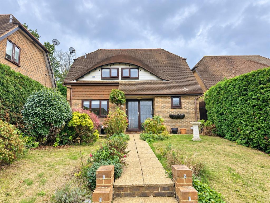 Property photo 1 of 17