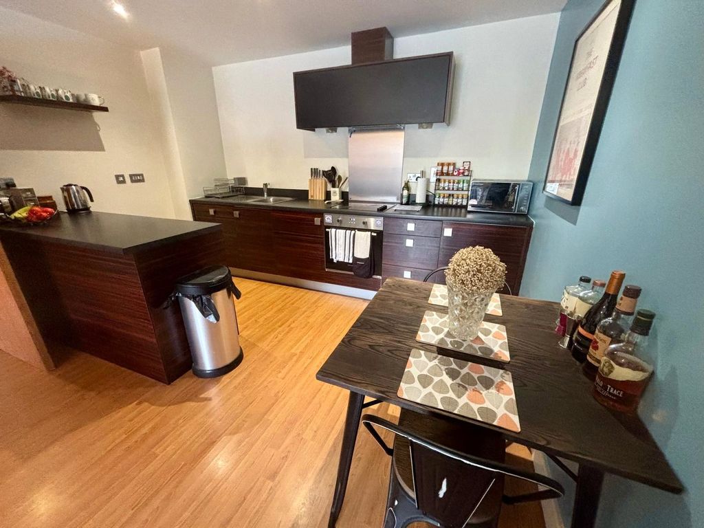 Property photo 2 of 8 Picture No. 07