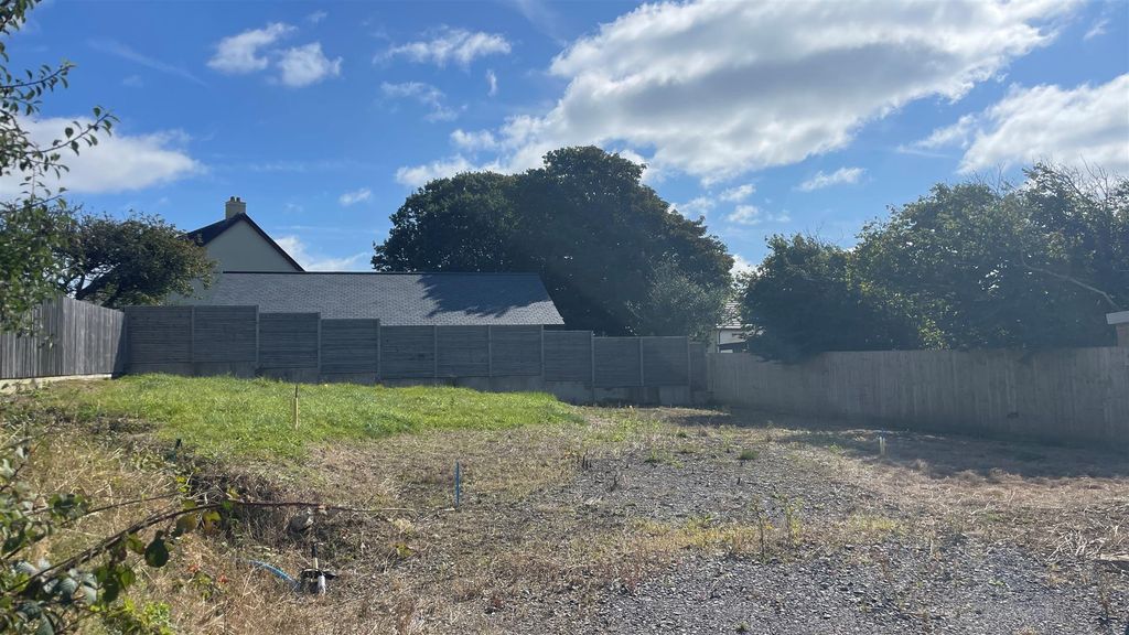 Property photo 2 of 14 Land.Jpg