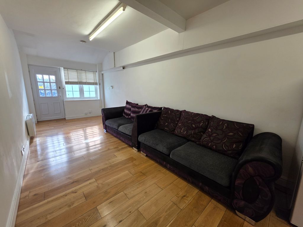 Property photo 2 of 5 Reception Room