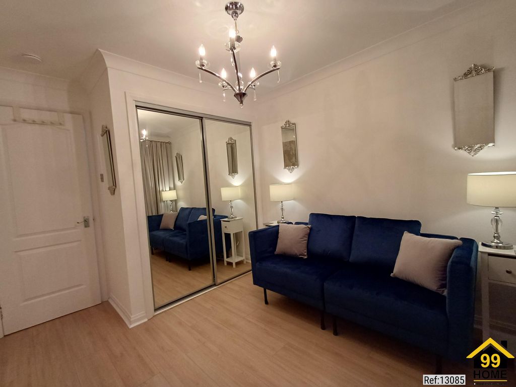 Property photo 1 of 10 Photo 0