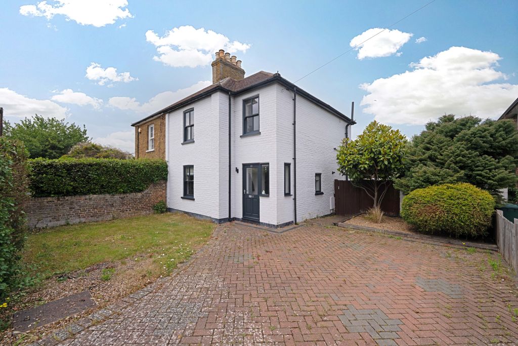 Property photo 1 of 21