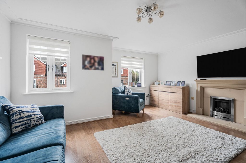 Property photo 2 of 22 Picture No. 10