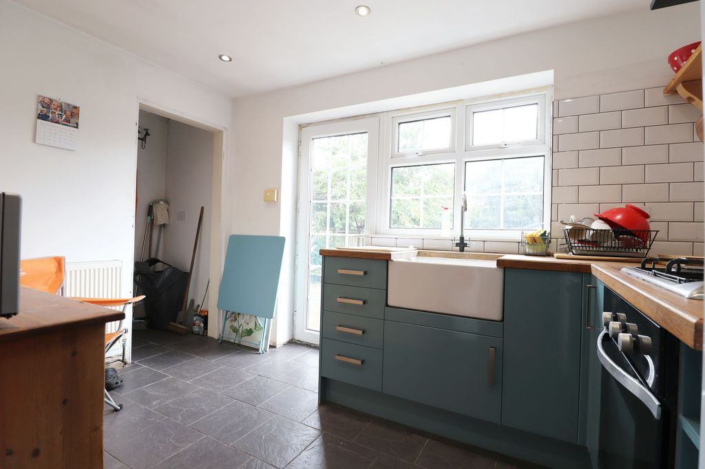 Property photo 3 of 17 Photo 17