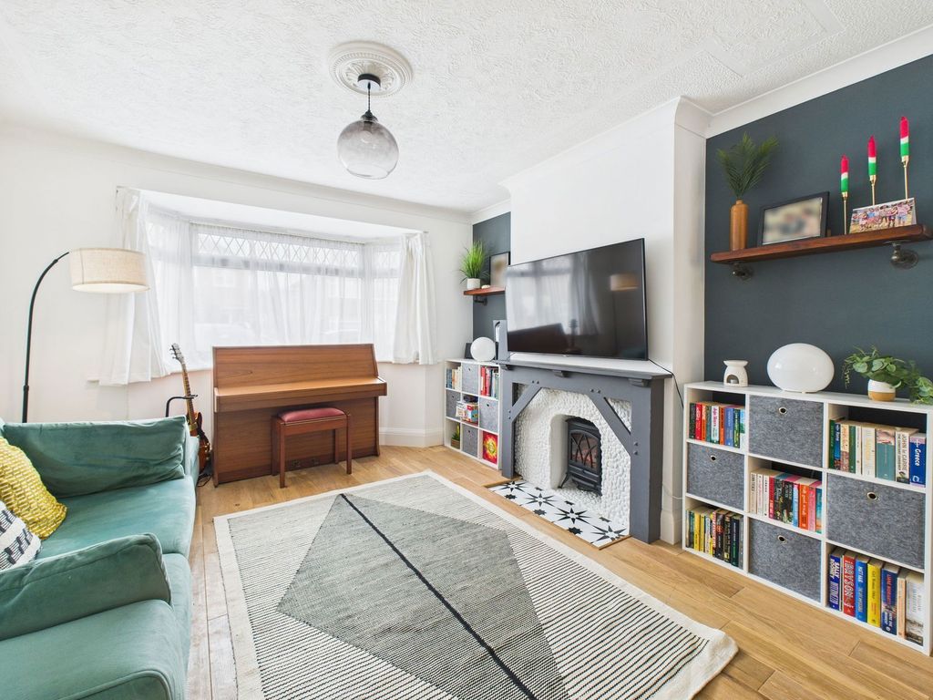 Property photo 3 of 20