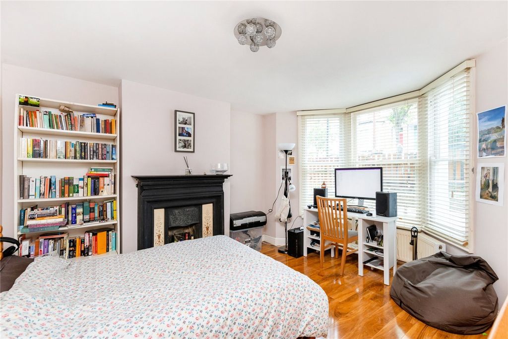 Property photo 3 of 6 Picture No. 07