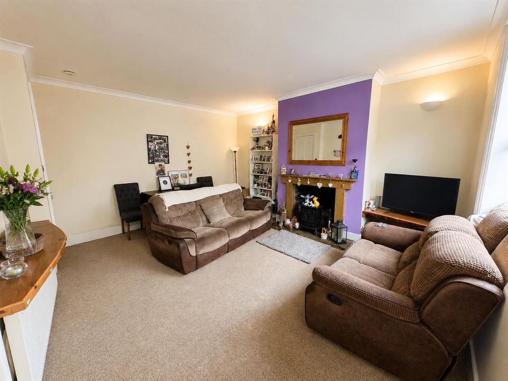 Property photo 2 of 15 Living Room