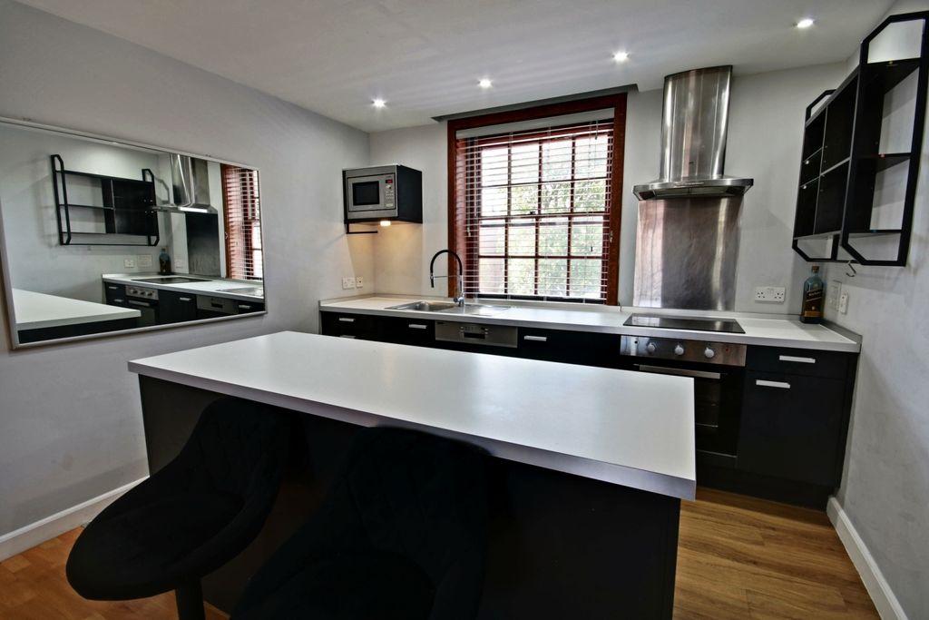 Property photo 3 of 15 D401 Sir Giles Gilbert Scott Building - Kitchen 2