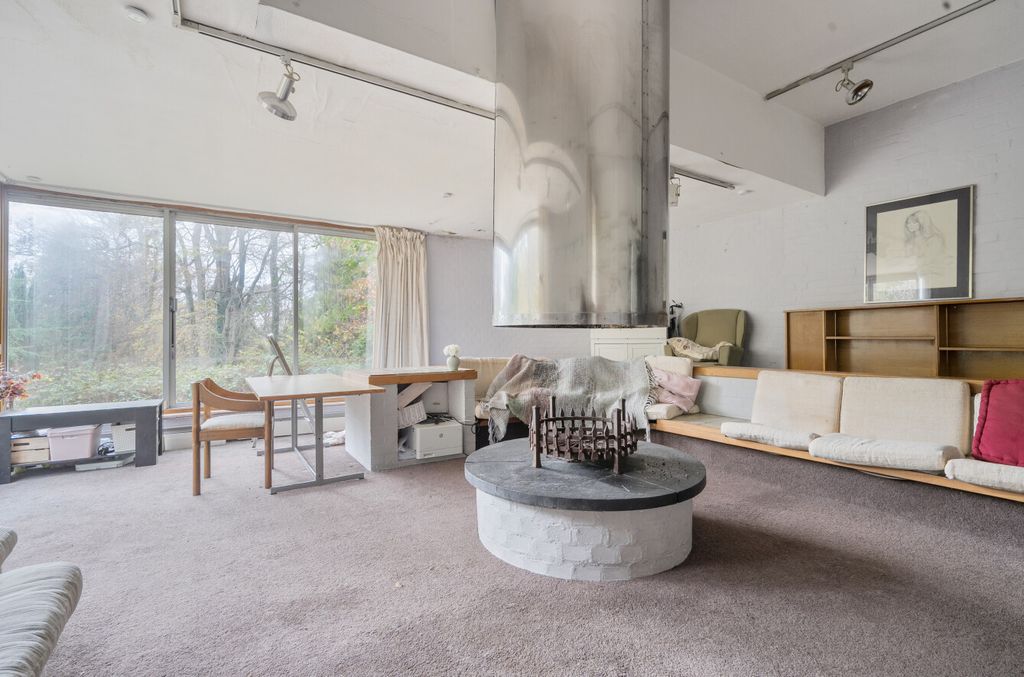 Property photo 2 of 43 1376562-22-69137d...