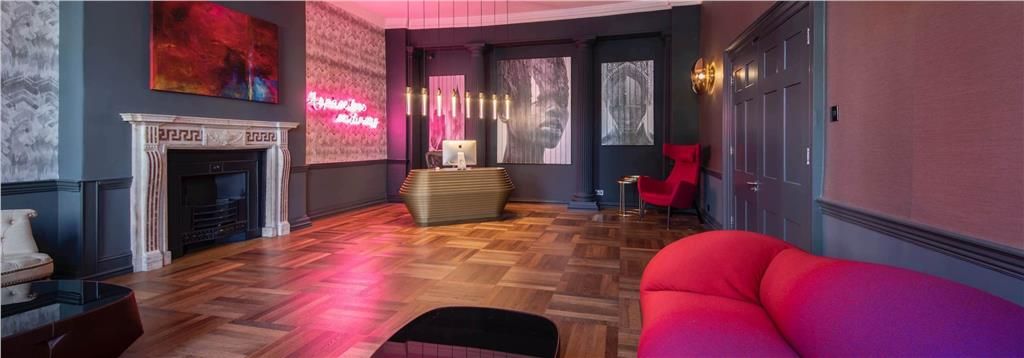Property photo 1 of 16 Soho - Central London, W1D|