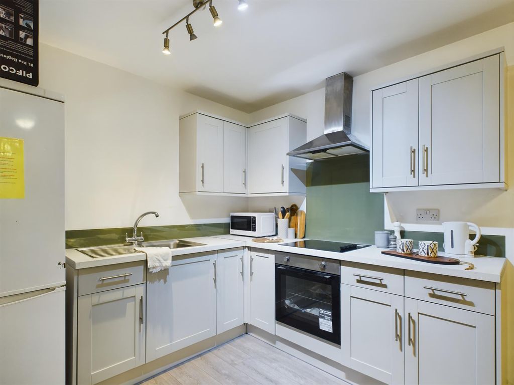 Property photo 3 of 13 Property Photo