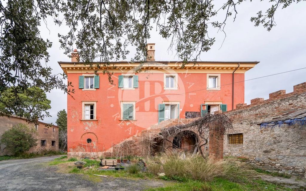 Property photo 3 of 18