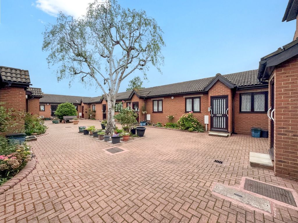Property photo 1 of 7