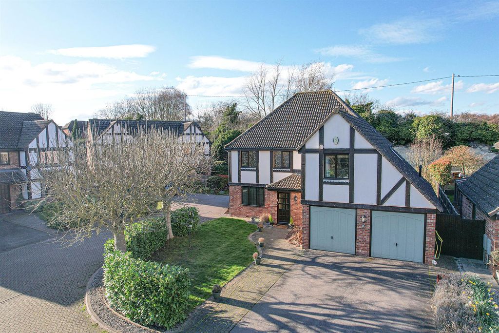 Property photo 1 of 16 Photo_1080296257_Dji_833_Jpg_9129370_0_20263101545