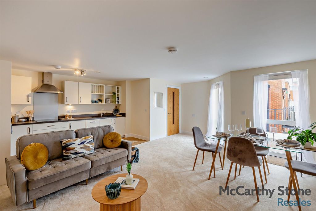 Additional image 11 of 2 bed flat for saleMonument Place, Endless Street, Salisbury SP1