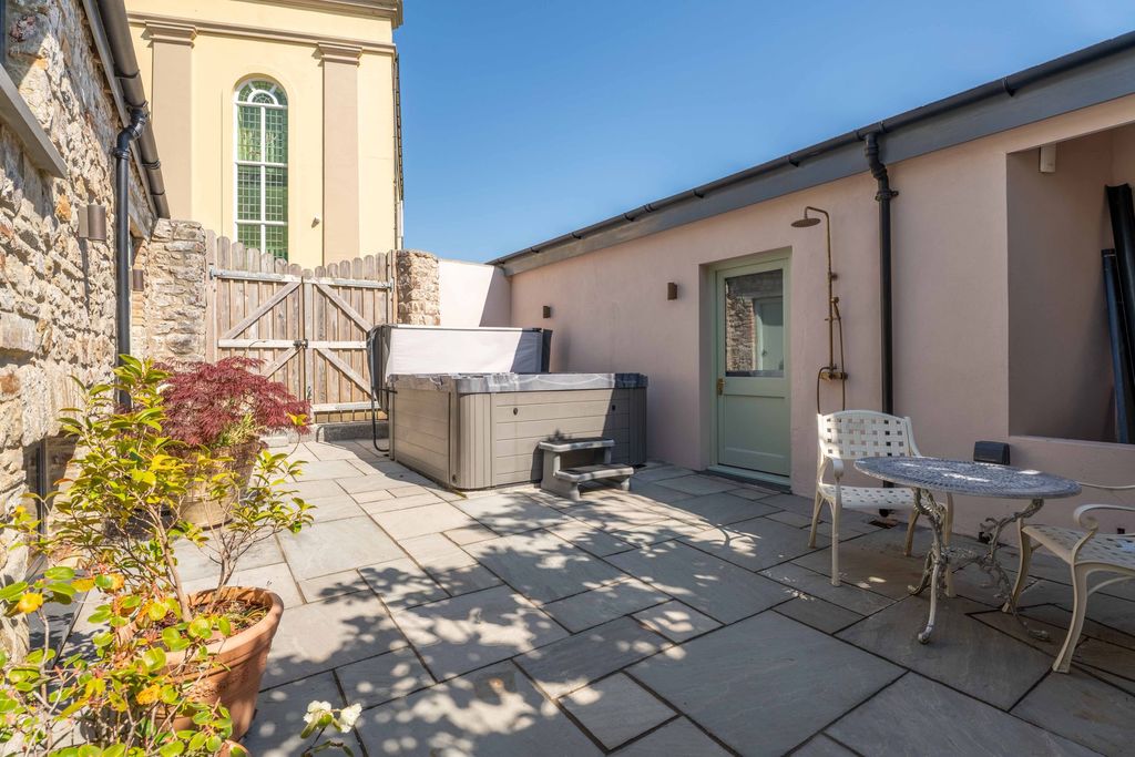 Additional image 70 of 8 bed link detached house for sale61 St. James Street, Narberth SA67