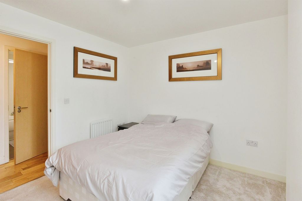 Additional image 9 of 2 bed flat for saleMortimer Square, Milton Keynes MK9